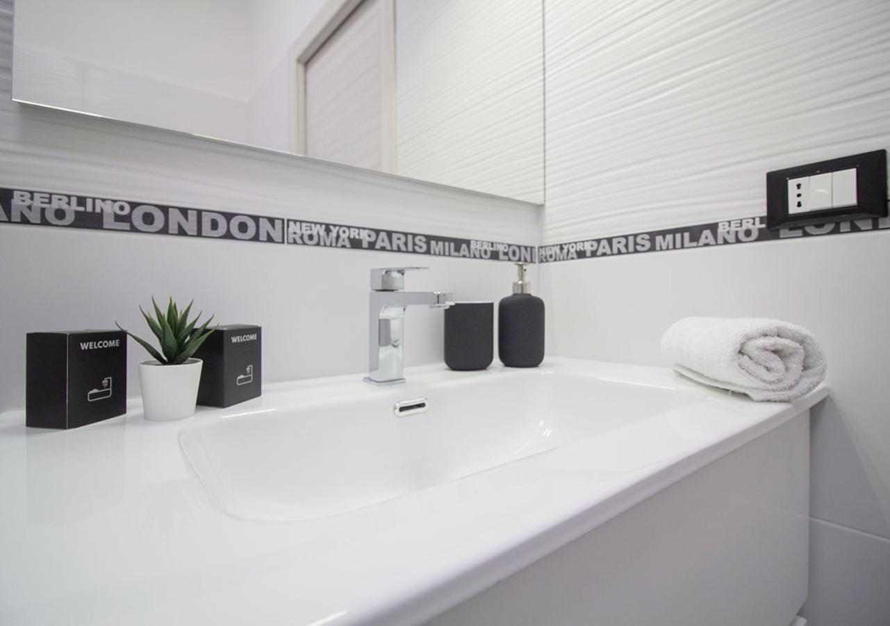 Athena Rooms - Parcheggio Privato Μπολόνια Εξωτερικό φωτογραφία