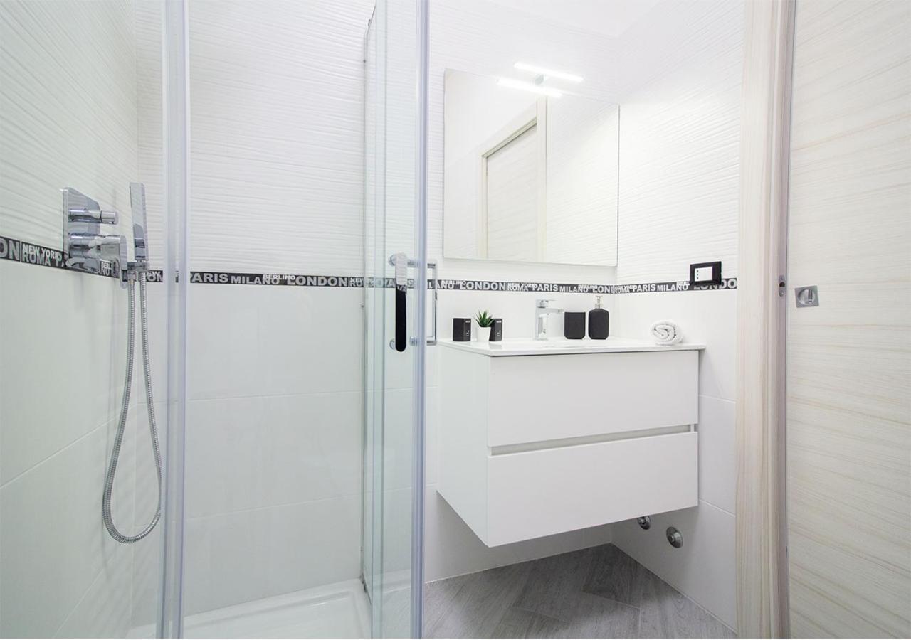 Athena Rooms - Parcheggio Privato Μπολόνια Εξωτερικό φωτογραφία