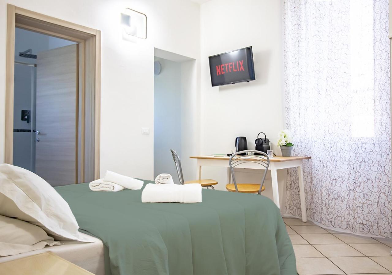 Athena Rooms - Parcheggio Privato Μπολόνια Εξωτερικό φωτογραφία